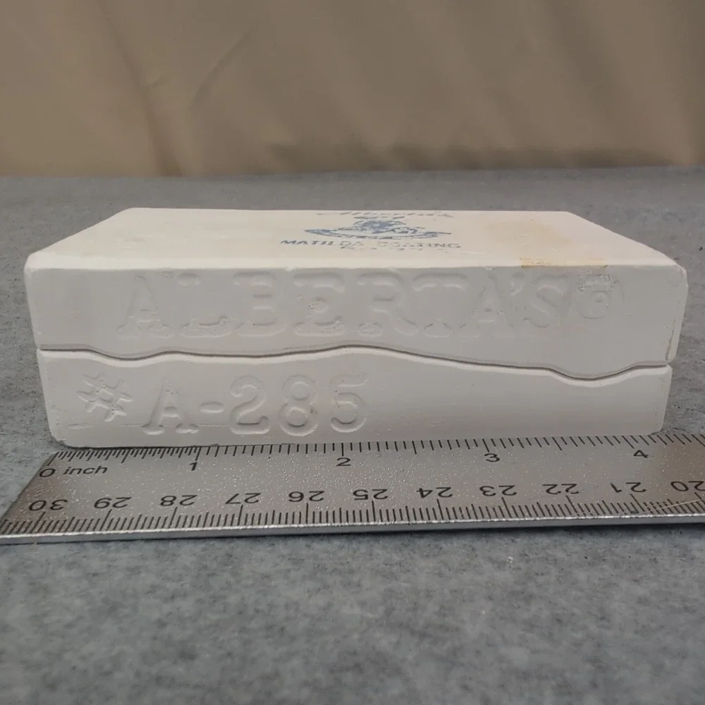 Albertas Molds Inc vintage alberta